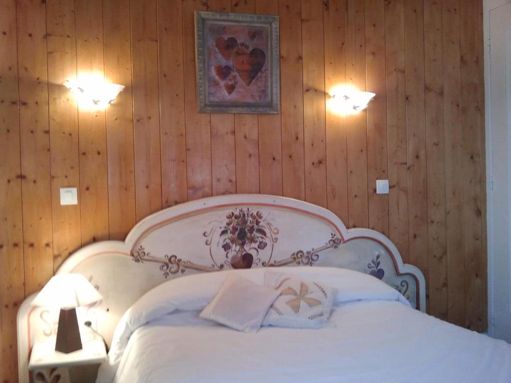 Hotel La Vallee クソンリュプト・ロンジュメール 部屋 写真