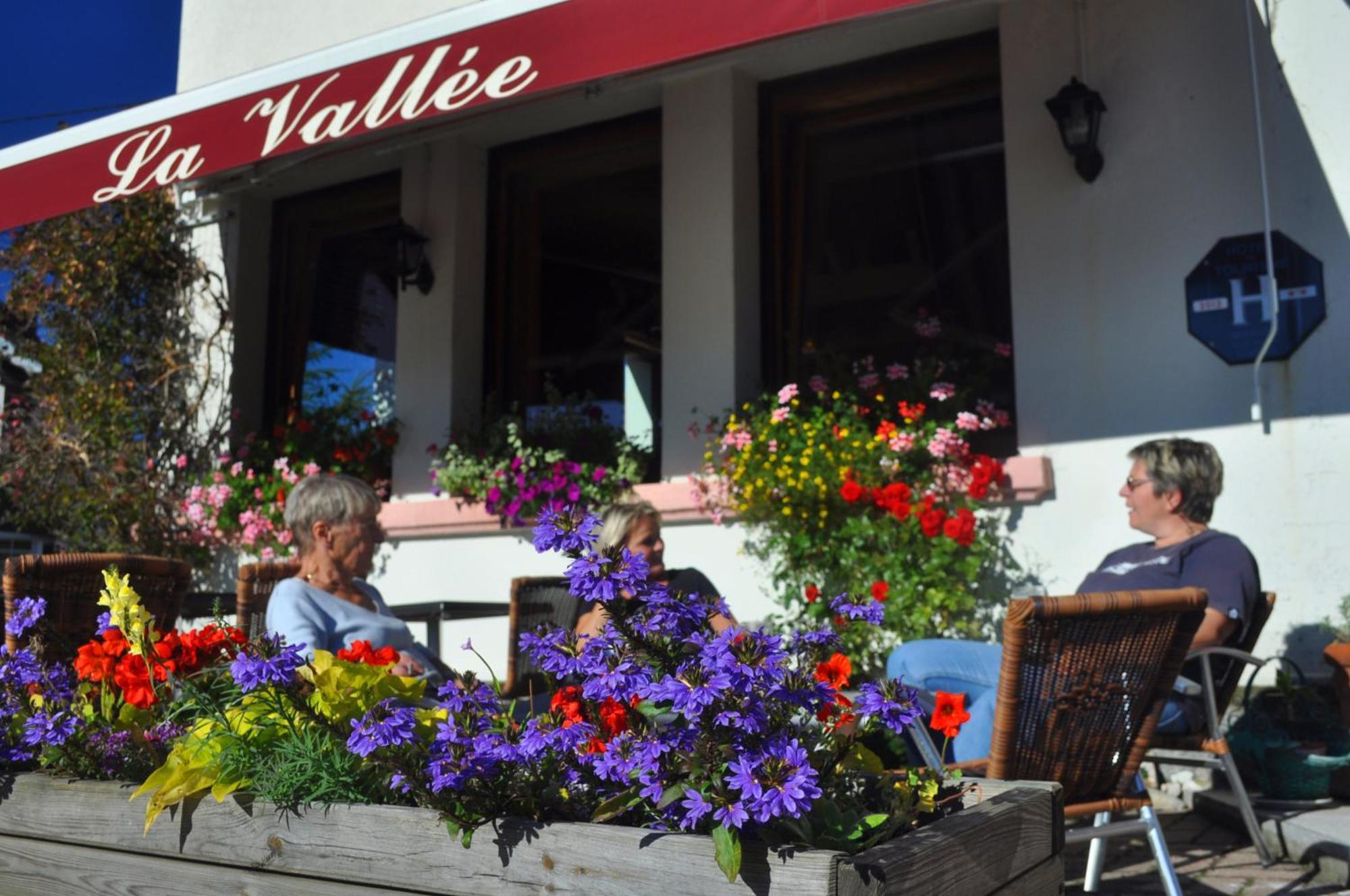 Hotel La Vallee クソンリュプト・ロンジュメール エクステリア 写真