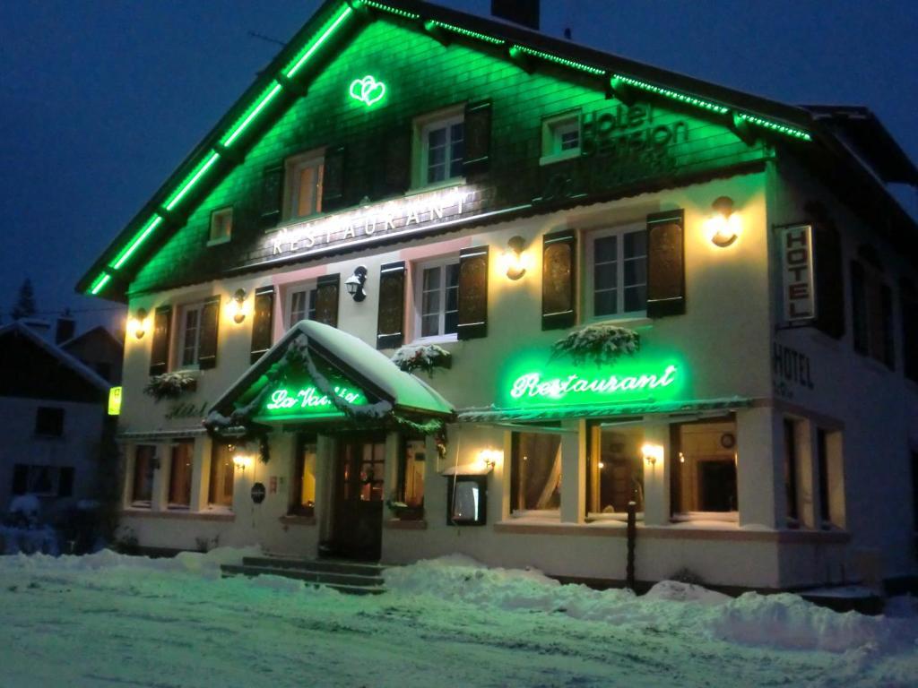 Hotel La Vallee クソンリュプト・ロンジュメール エクステリア 写真