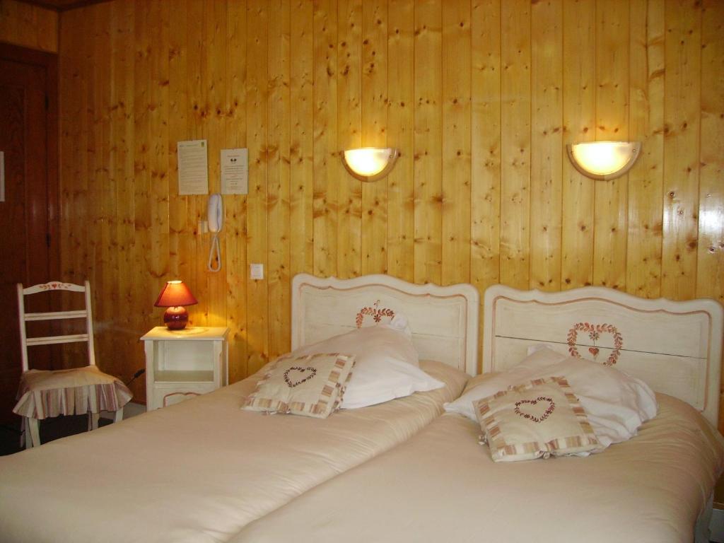 Hotel La Vallee クソンリュプト・ロンジュメール 部屋 写真