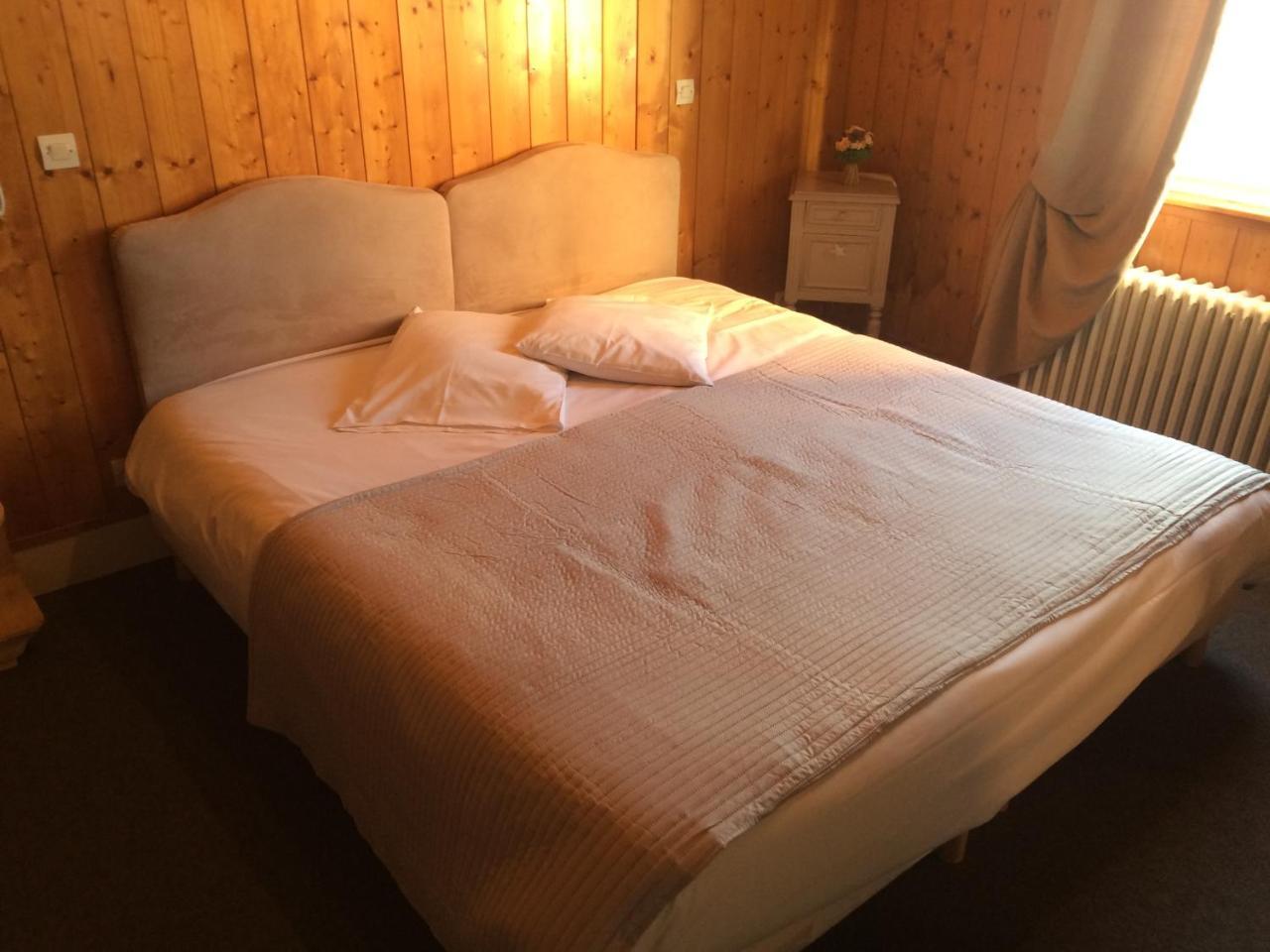 Hotel La Vallee クソンリュプト・ロンジュメール エクステリア 写真